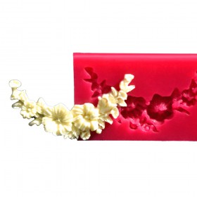 Силиконов калъп "Огънат бордюр с цветя"